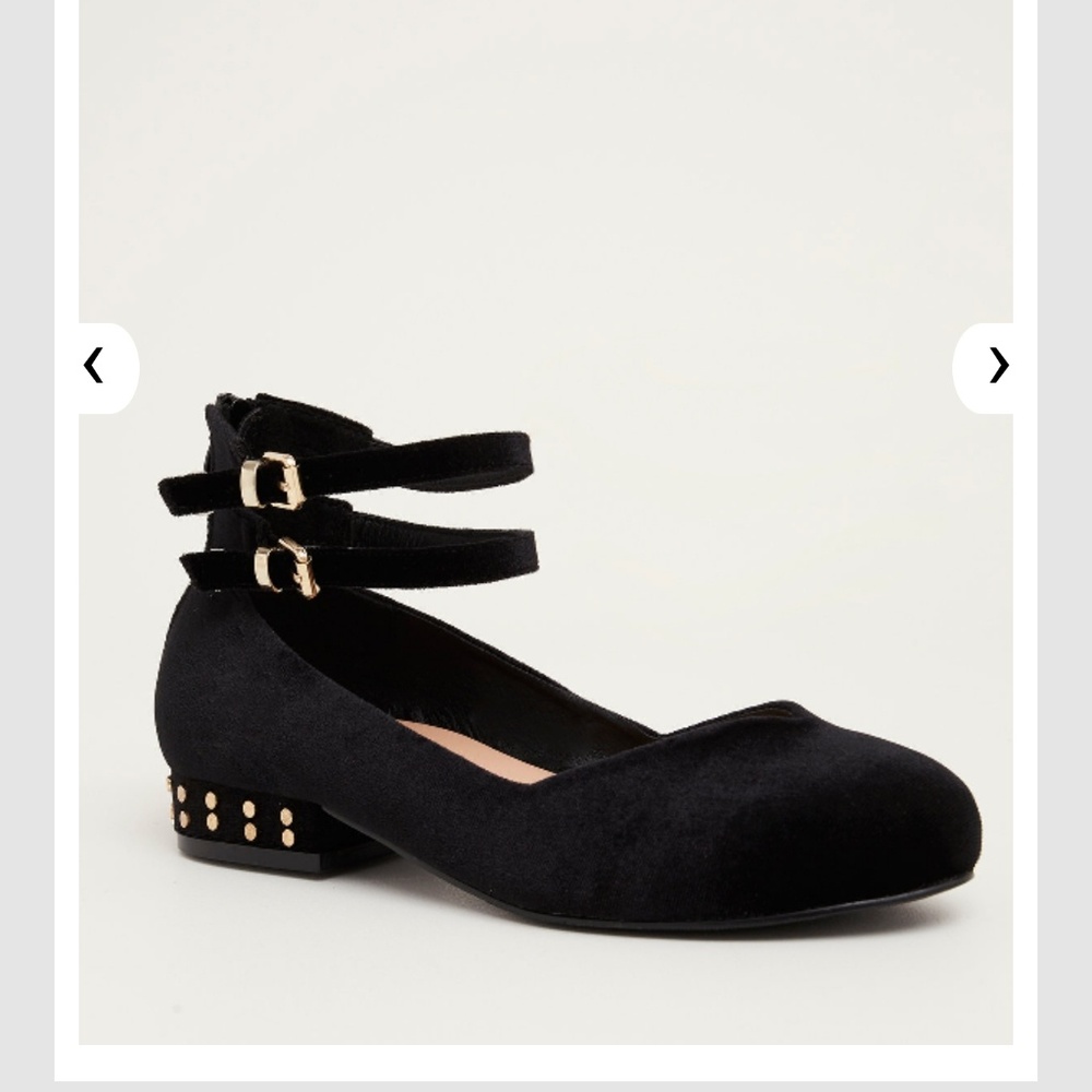 Torrid studded heel ankle flats wide width